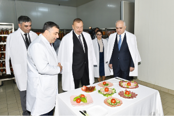 Ильхам Алиев ознакомился с деятельностью ООО «Zаhmаt-Ruzi» в Апшеронском районе.